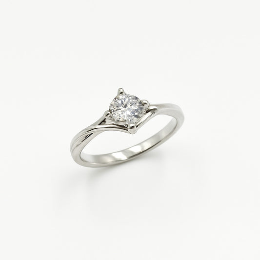 Classic Solitaire Sterling Silver Ring – Elegant Twist Band - Minimalist Everyday Wear