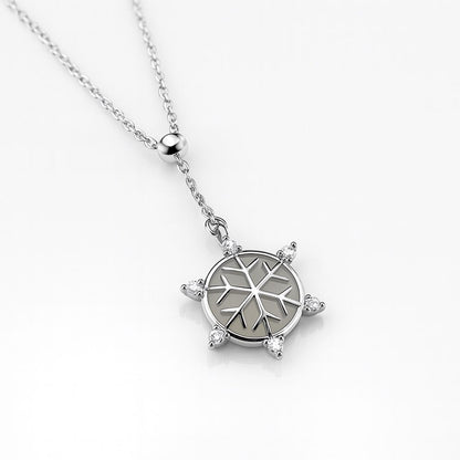 Snowflake Charm Silver Pendant – Elegant Winter-Inspired Necklace