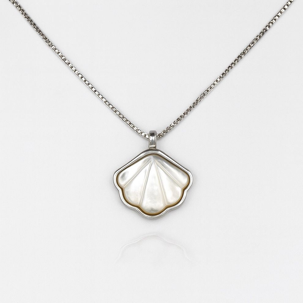 Mother of Pearl Shell Silver Pendant – Minimal Ocean-Inspired Necklace